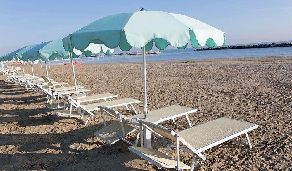 Hotel Platinum Rimini Zewnętrze zdjęcie